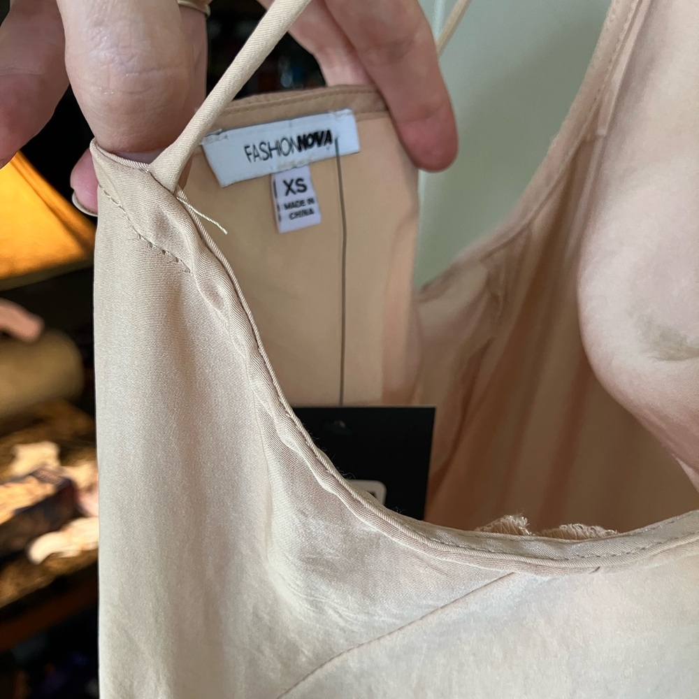 Nude cowl neck fitted dress - Picture 5 of 5